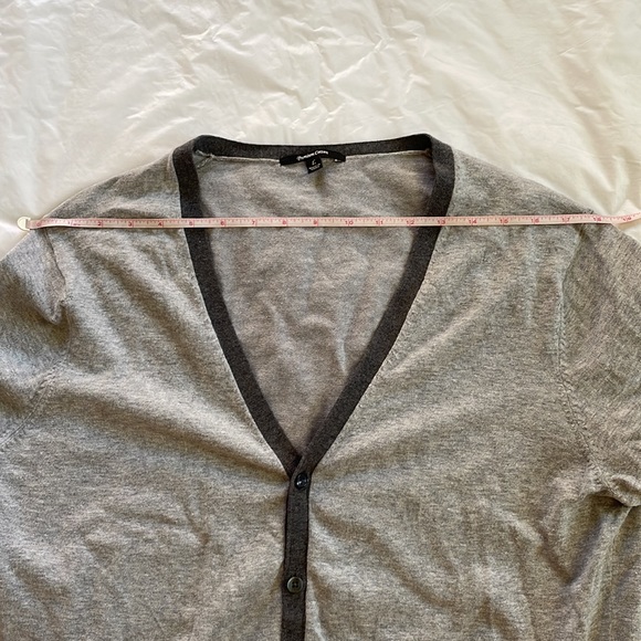 Uniqlo Premium Cotton Cardigan in Gray Size-Large - Picture 5 of 10